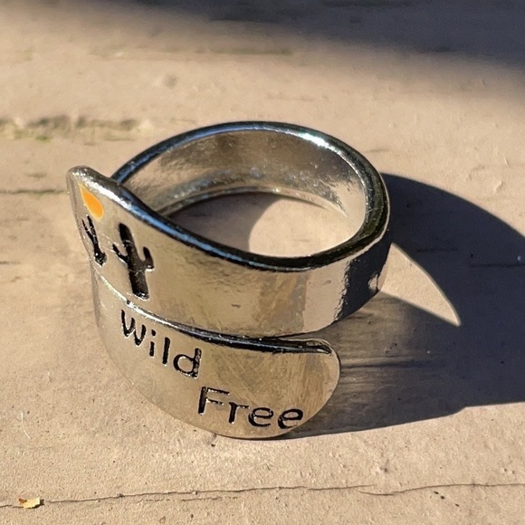 Wild Free Cactus Silver Ring - Picture 8 of 11